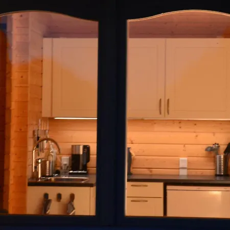 Konukevi Brakkerhus 3*