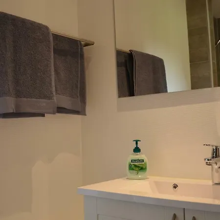Brakkerhus Konukevi 3*