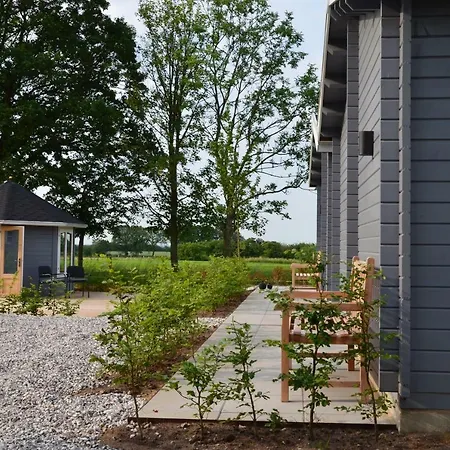 Brakkerhus Pensión 3*