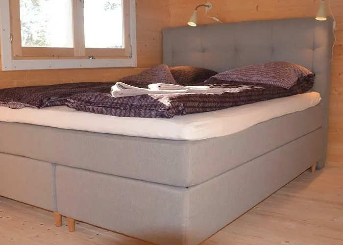 Brakkerhus Pensión 3*