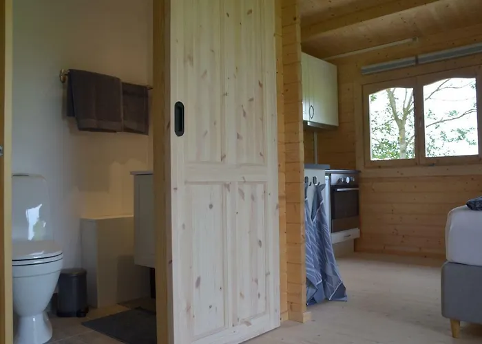 Brakkerhus Pensión 3*