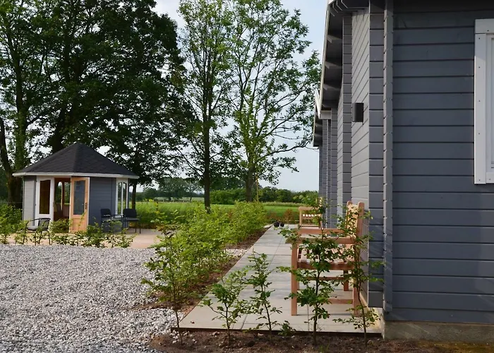 Brakkerhus Pensión 3*